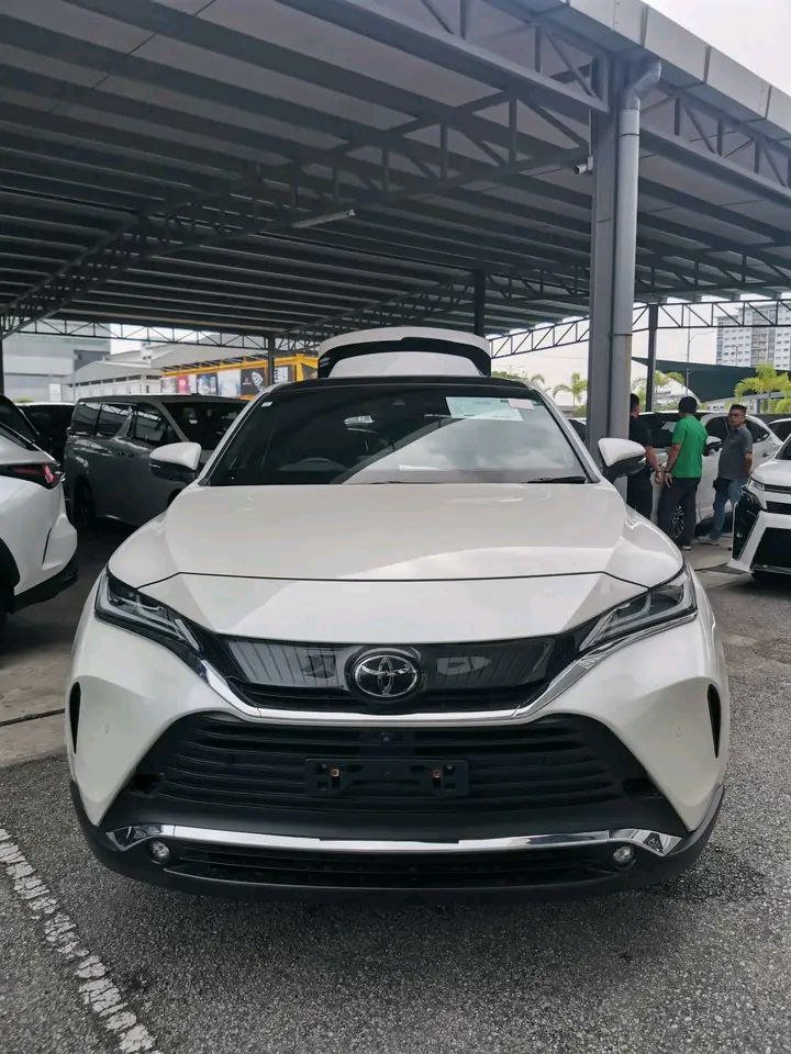 TOYOTA HARRIER 360cam SUV