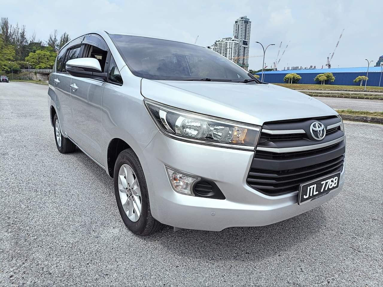 TOYOTA INNOVA SEDAN
