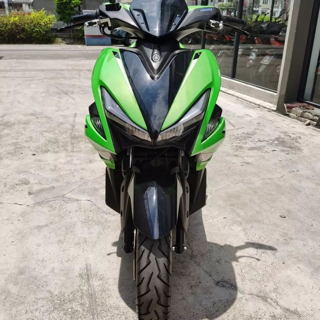 YAMAHA NVX 155 ABS Metic